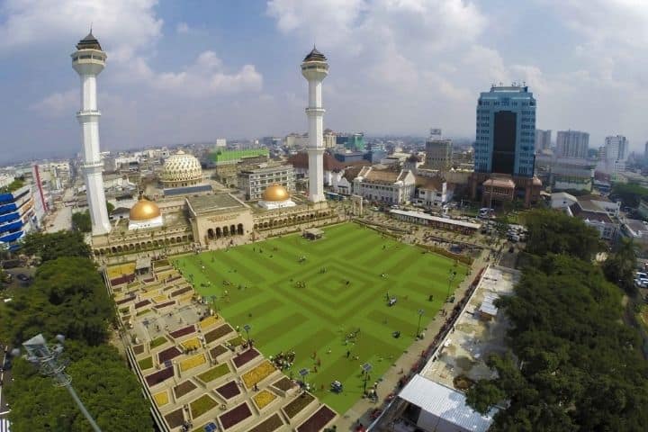 sejarah masjid raya bandung